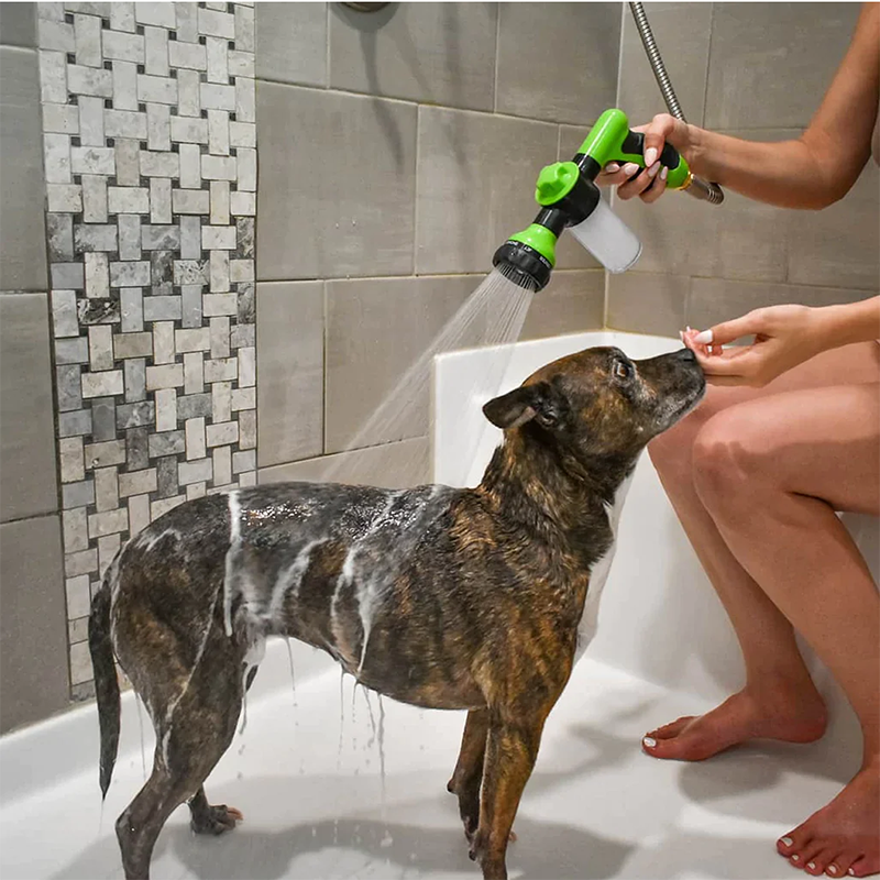 Foam dog sprayer - PawsMagics